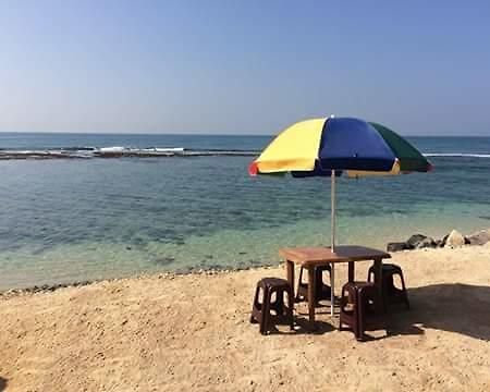 Sunset Surfing Beach Resort Матара Екстериор снимка